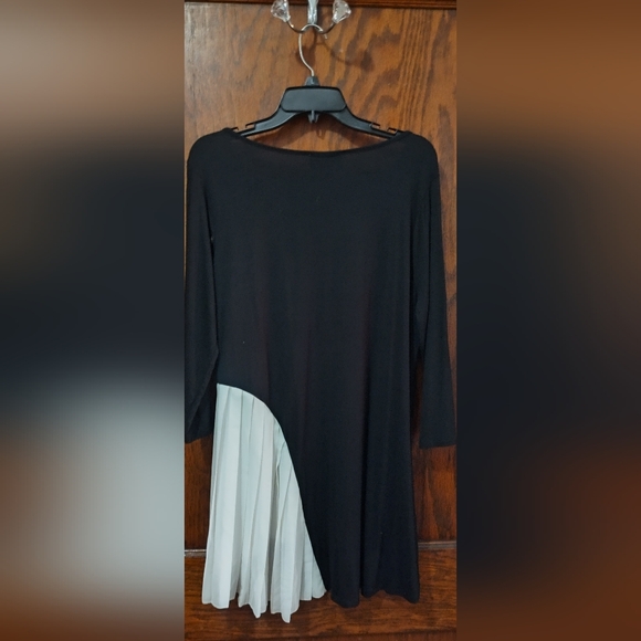 Anthony Richards blouse - Picture 2 of 2